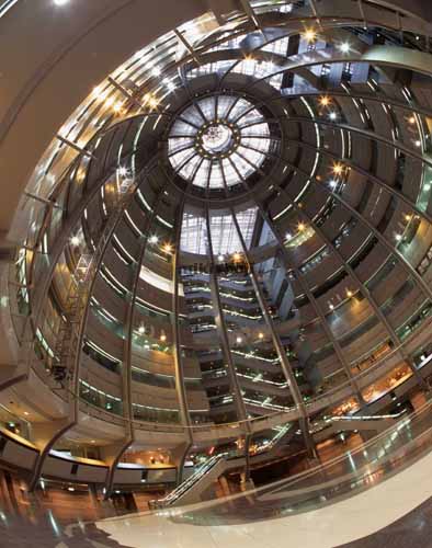 東灘区の神戸ファッションマート エントランス1