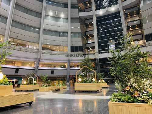 東灘区の神戸ファッションマート エントランス2