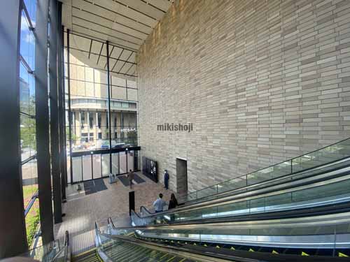 梅田・堂島・中之島の中之島フェスティバルタワー・ウエスト エントランス5