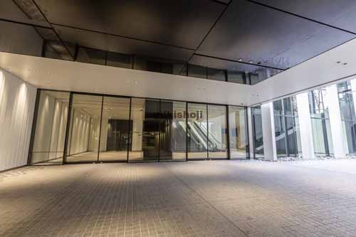 梅田・堂島・中之島の大阪梅田ツインタワーズ・サウス エントランス11