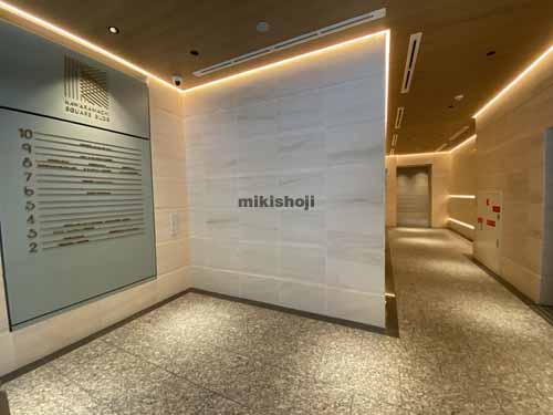 瓦町～久太郎町の瓦町スクエアビル エントランス1