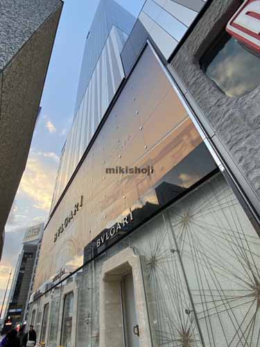 南船場のクオーツ心斎橋ビル エントランス2