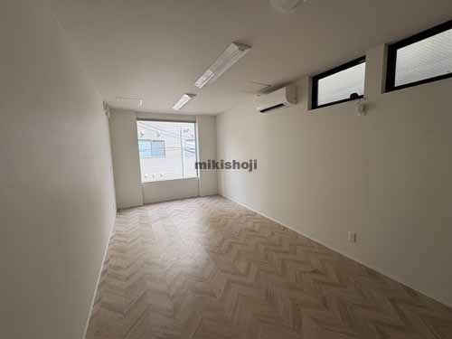 土佐堀・京町堀・西本町の靱本町２丁目　１棟貸 貸室内1