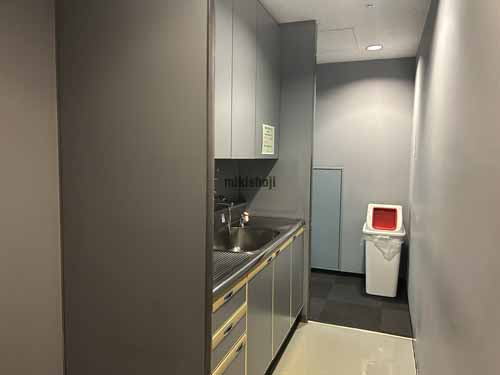 博多駅前・中央街の紙与博多ビル 水回り2