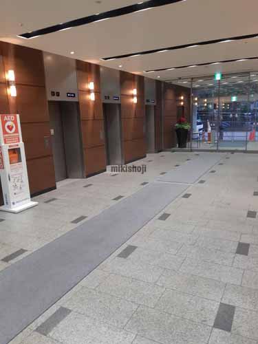 天神の天神ビル本館 エレベーターホール1