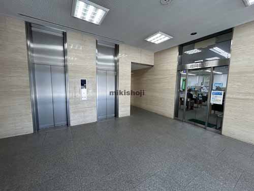 大分センタービル エレベーターホール1