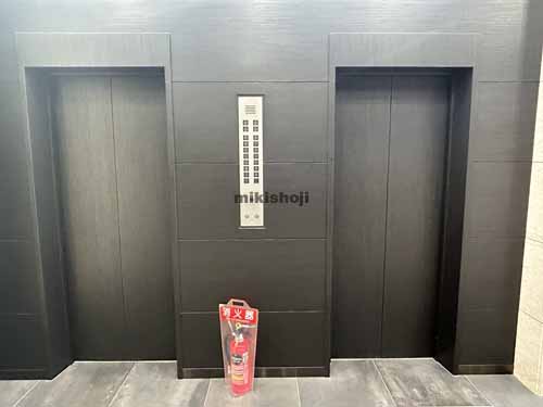 大分市の大分ファーストビル エレベーターホール2