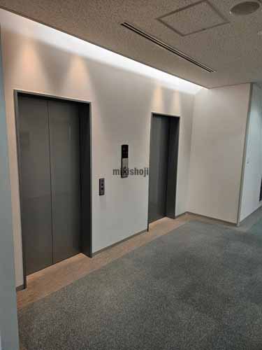 博多駅東・駅南の福岡アーセオンビル エレベーターホール1