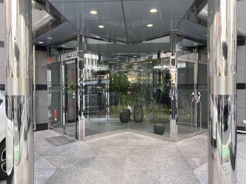 博多駅前ビル エントランス2