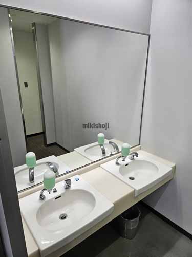 天神のメットライフ天神リバーフロントビル 水回り4