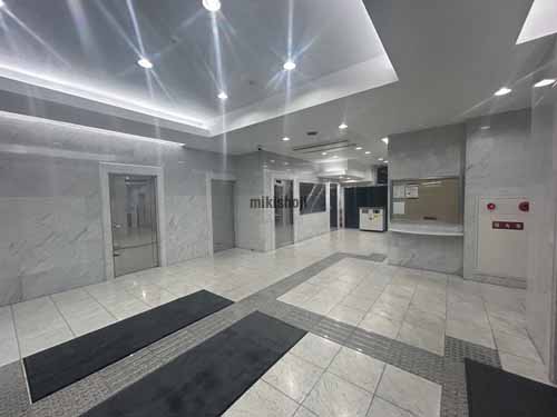 第１６岡部ビル エントランス1