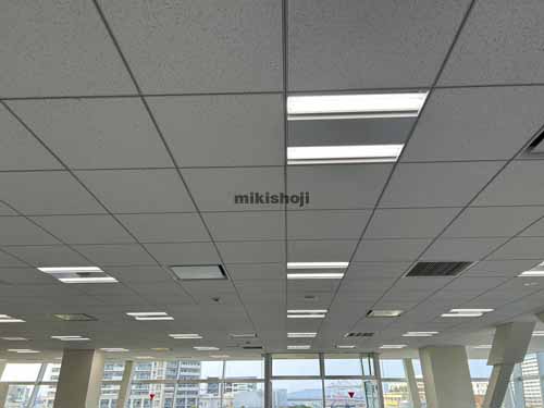 東区全域のシーマークビル 貸室内3