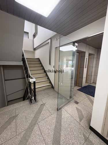 市橋ビル エントランス2