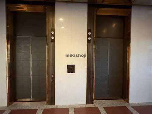 内幸町の日本プレスセンタービル エレベーターホール1
