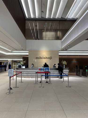 アーク森ビル エントランス2