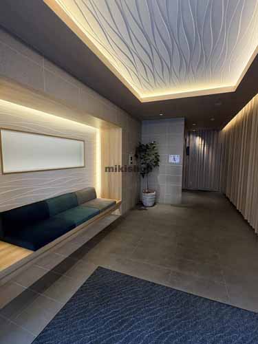 八丁堀サード エントランス1