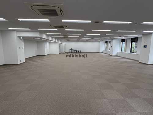 ラウンドクロス田町 貸室内1