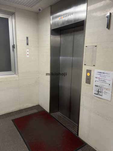 神田和泉町・神田松永町のムラタヤビル エレベーターホール1