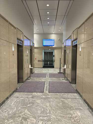 コンワビル エレベーターホール2