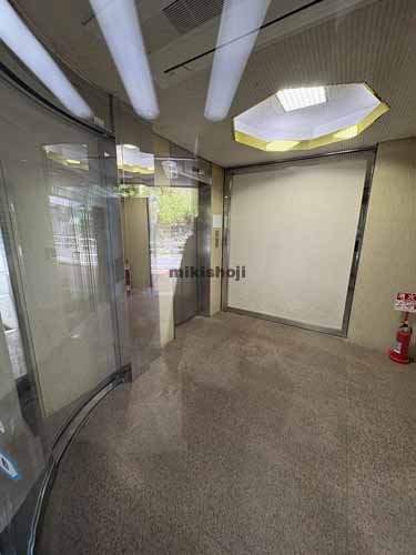 荒木町・四谷三栄町のＭＩＢ四谷ビル エレベーターホール1