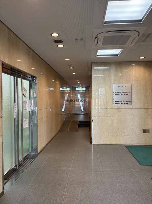 湊・明石町の前田セントラルビル エントランス1