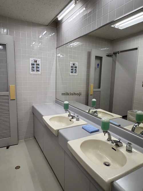 湊・明石町の前田セントラルビル 水回り1