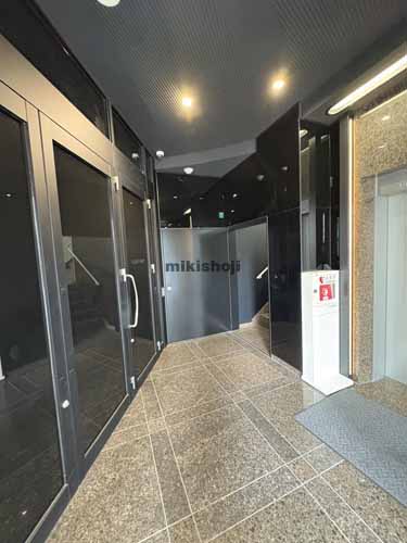 神田駿河台・神田猿楽町のＴＫ猿楽町ビル エントランス1
