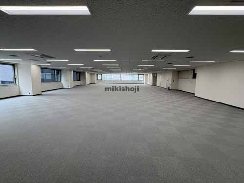 道玄坂の五島育英会ビル 貸室内2