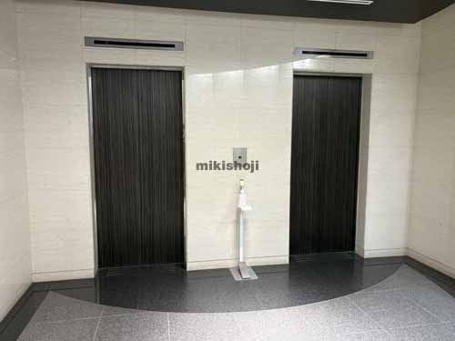 虎ノ門ＥＳビル エレベーターホール1