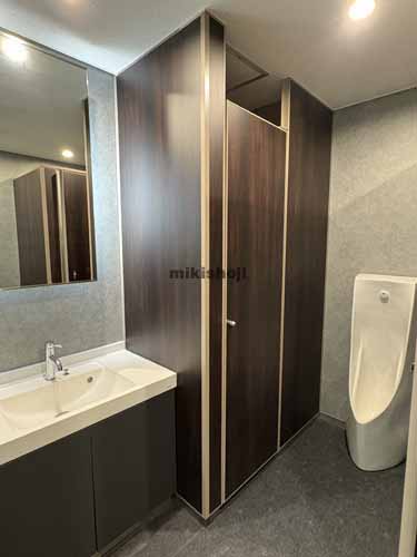 六本木のオーイズミ六本木ビル 水回り1