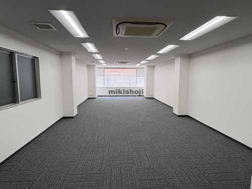 西新宿の第二手塚ビル 貸室内3