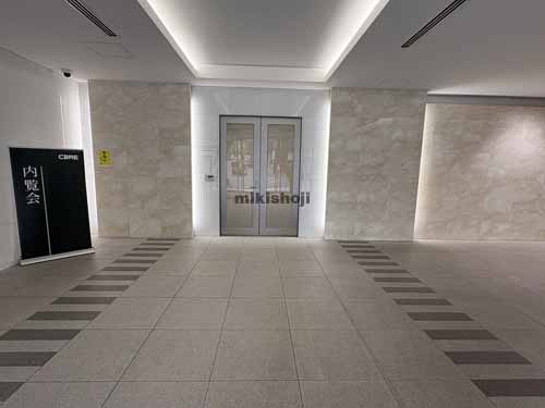 芝公園の芝公園三丁目ビル エントランス1