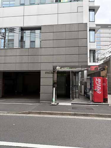 西神田のサンポウ水道橋ビル エントランス1