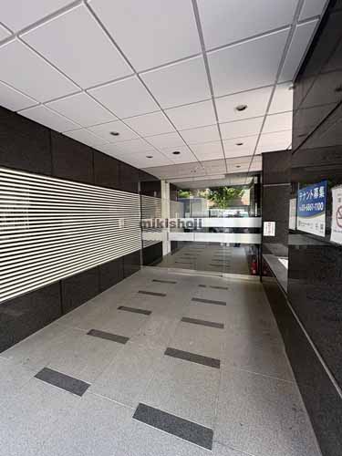 目白ＬＫビル エントランス1