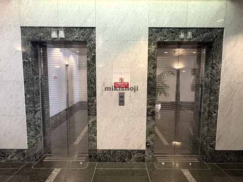 麹町の澤田麹町ビル エレベーターホール2