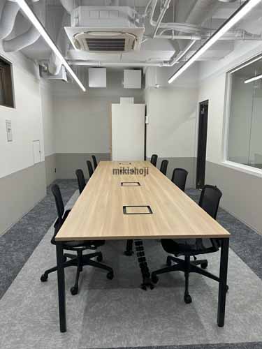 四谷のＮＯＶＥＬ　ＷＯＲＫ　新宿御苑 セットアップ室内1