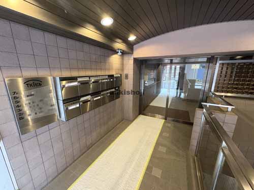 神田三崎町のＴＫｉビル エントランス2