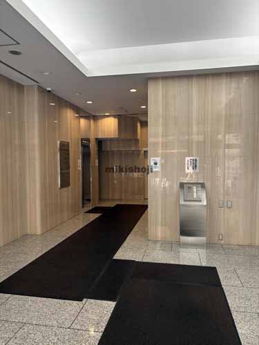 神田神保町のＢＯＮＭＡＲＵＳＡＮビル エントランス1