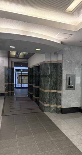 神田錦町・一ツ橋の神田竹尾ビル エレベーターホール1