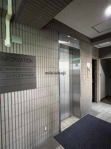 ラグジュアリーヒルズ赤坂 エレベーターホール1