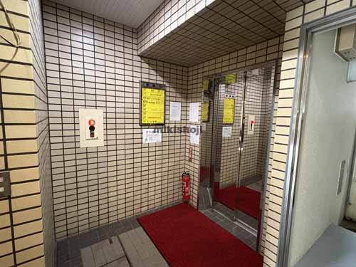 新宿・歌舞伎町のＡＮビル エレベーターホール1