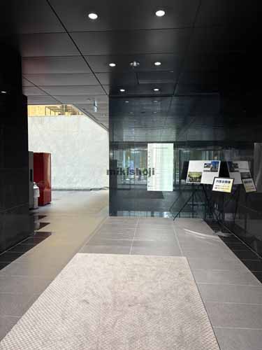 市谷田町・市谷本村町の市ヶ谷キャナルコート エントランス2