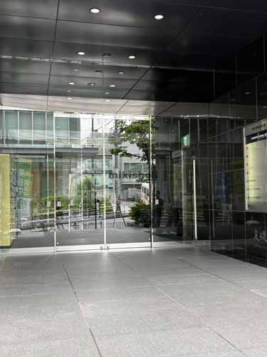 市谷田町・市谷本村町の市ヶ谷キャナルコート エントランス3