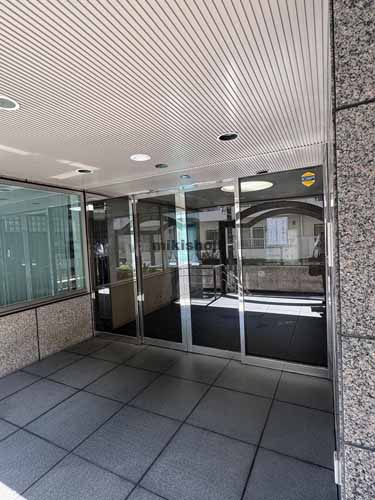 代々木・元代々木町の西新宿ミノシマビル エントランス1