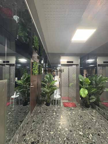 神田三崎町の華ビル エレベーターホール1