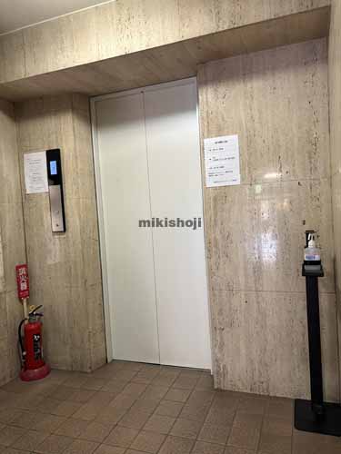 日本橋浜町の日本橋浜町３丁目ビル エレベーターホール1