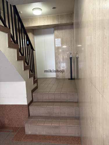 日本橋浜町の日本橋浜町３丁目ビル エレベーターホール3