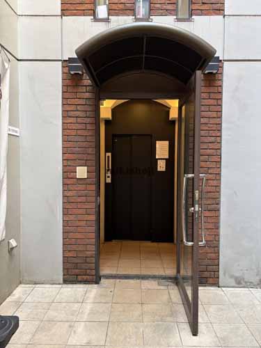 代々木・元代々木町の代々木オーシャンビル エントランス1