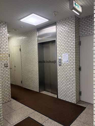 アイ・ケイビル エントランス1