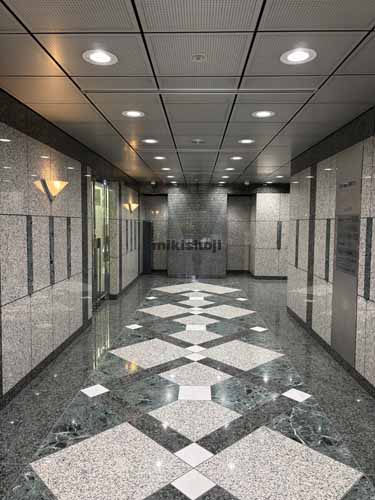 二番町・三番町・六番町の住友不動産三番町ビル エントランス2